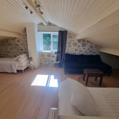 Vakantiehuis Du Vallier Sampzon