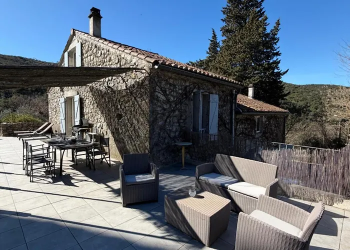 Nyaraló Du Vallier